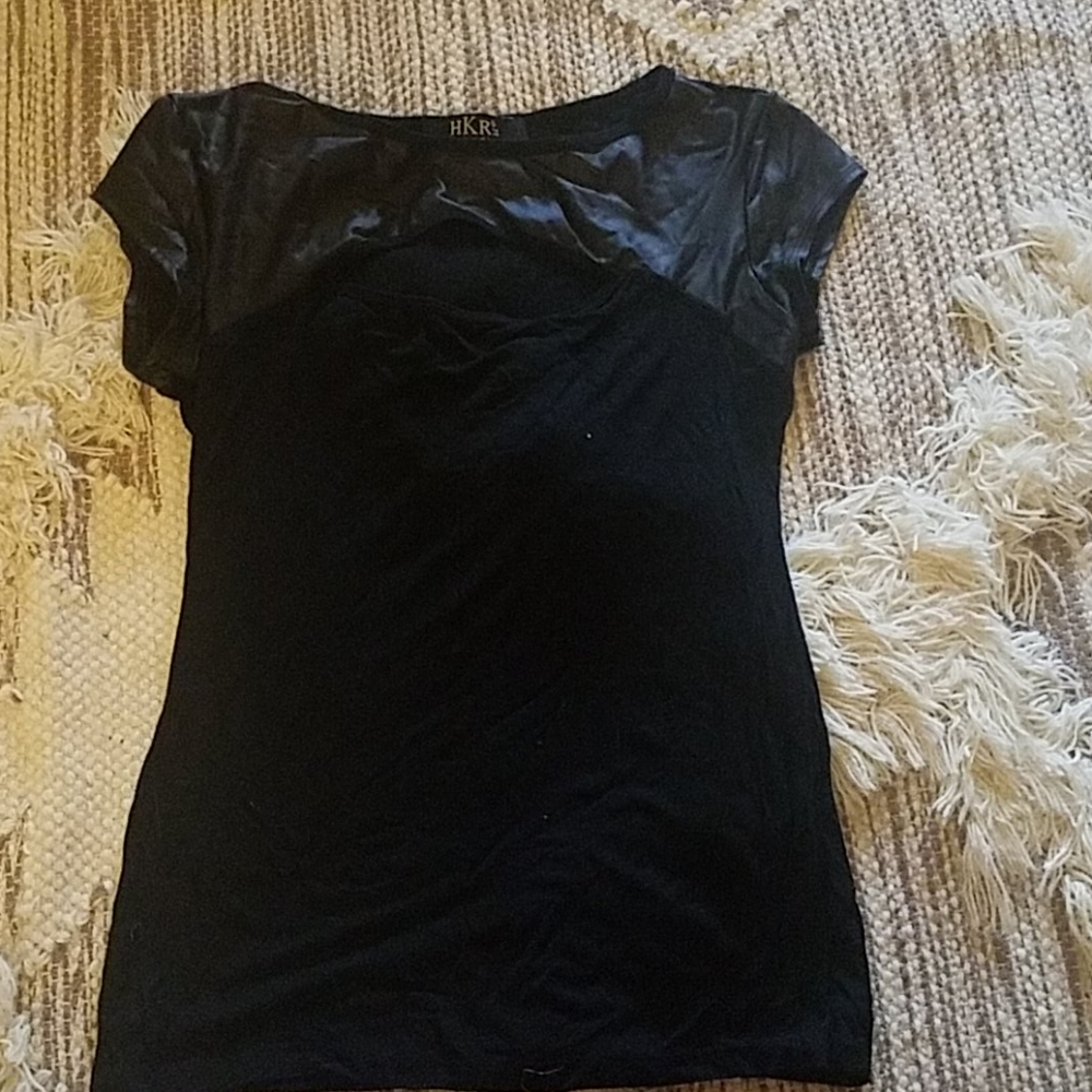 HKR Faux Leather top size medium le